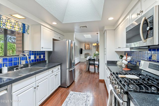 4950 N Via Gelsomino, Tucson, AZ 85750