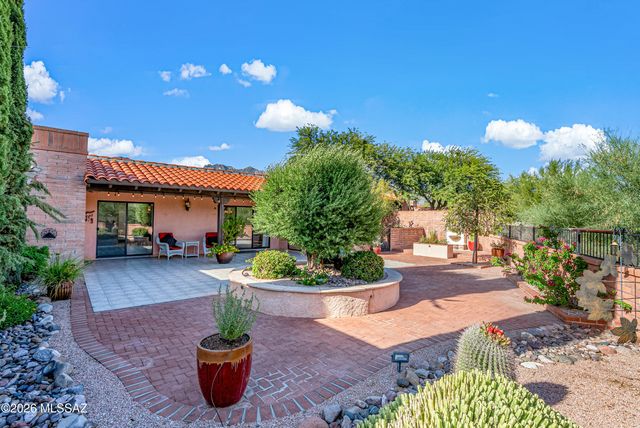 4950 N Via Gelsomino, Tucson, AZ 85750