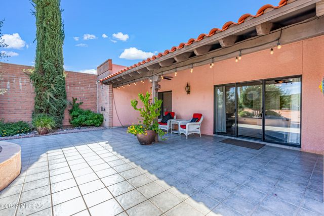 4950 N Via Gelsomino, Tucson, AZ 85750