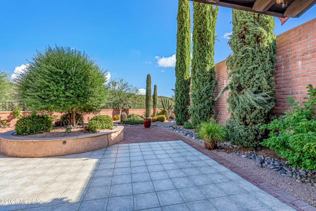 4950 N Via Gelsomino, Tucson, AZ 85750