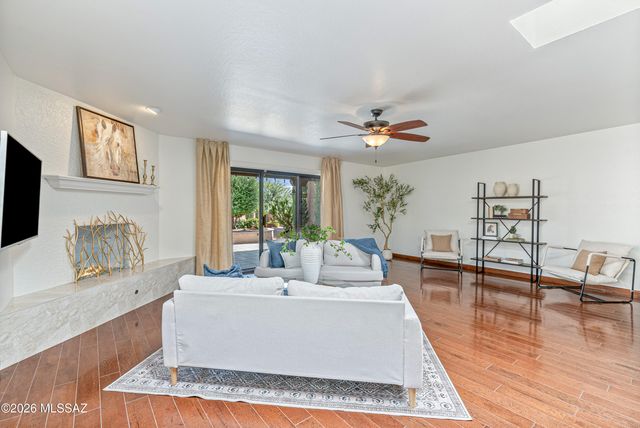 4950 N Via Gelsomino, Tucson, AZ 85750