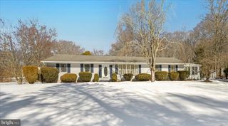 4 CODORUS RD, Barnesville, PA 18214