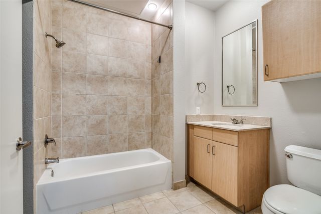 6923 Sumner Street 70, The Colony, TX 75056