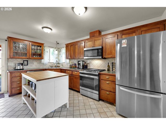 1375 Willow, Junction City, OR 97448