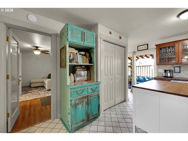 1375 Willow, Junction City, OR 97448