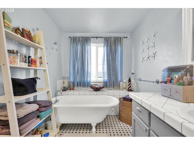 1375 Willow, Junction City, OR 97448