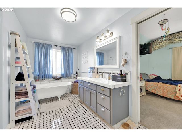 1375 Willow, Junction City, OR 97448