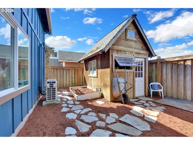 1375 Willow, Junction City, OR 97448