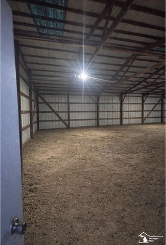 5177 Robinson Road, Petersburg, MI 49270