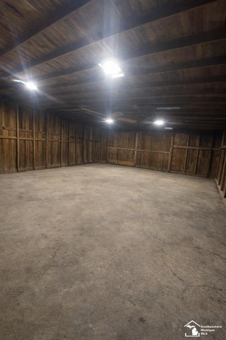 5177 Robinson Road, Petersburg, MI 49270