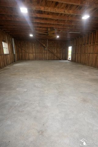 5177 Robinson Road, Petersburg, MI 49270