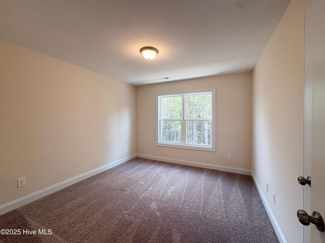 714 Ellabond Street, Sneads Ferry, NC 28460