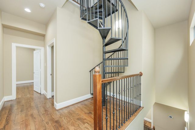 5209 Schuler Street C, Houston, TX 77007