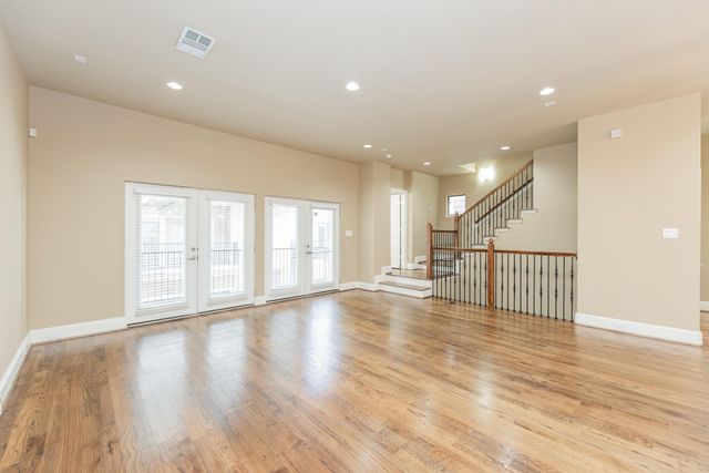 5209 Schuler Street C, Houston, TX 77007