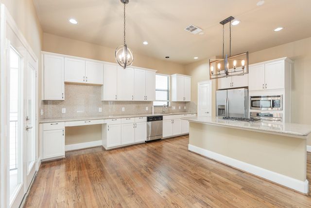 5209 Schuler Street C, Houston, TX 77007