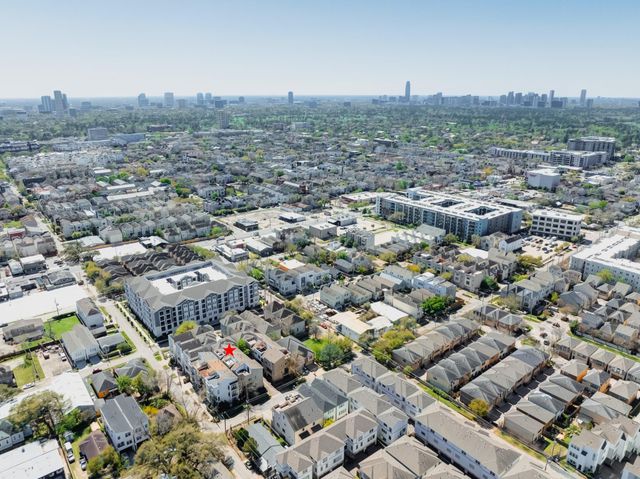 5209 Schuler Street C, Houston, TX 77007