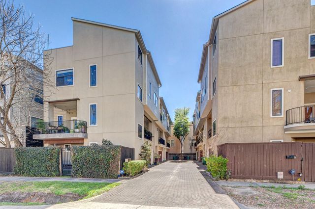 5209 Schuler Street C, Houston, TX 77007