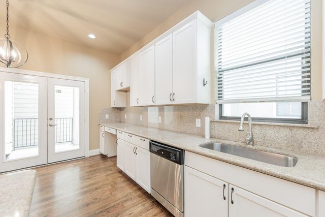 5209 Schuler Street C, Houston, TX 77007