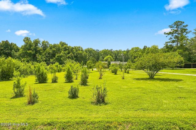 1101 Porters Lane Road, Rocky Point, NC 28457