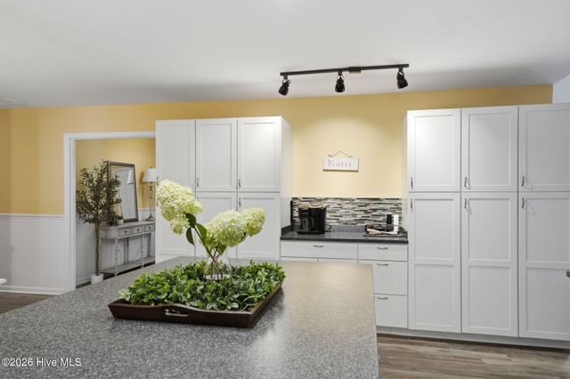 1101 Porters Lane Road, Rocky Point, NC 28457