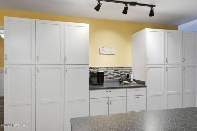 1101 Porters Lane Road, Rocky Point, NC 28457
