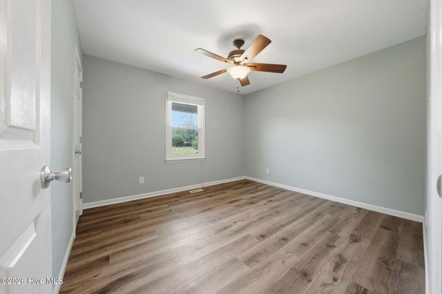 1101 Porters Lane Road, Rocky Point, NC 28457