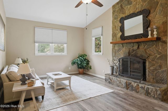 1101 Porters Lane Road, Rocky Point, NC 28457