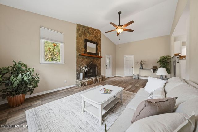 1101 Porters Lane Road, Rocky Point, NC 28457