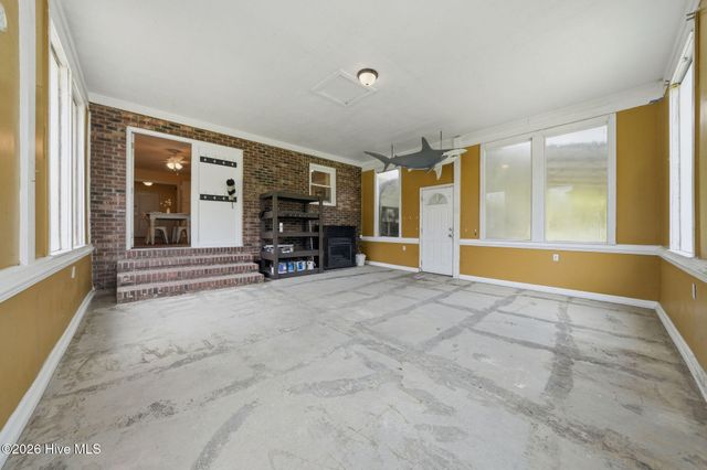 1101 Porters Lane Road, Rocky Point, NC 28457