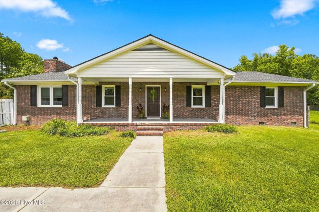 1101 Porters Lane Road, Rocky Point, NC 28457