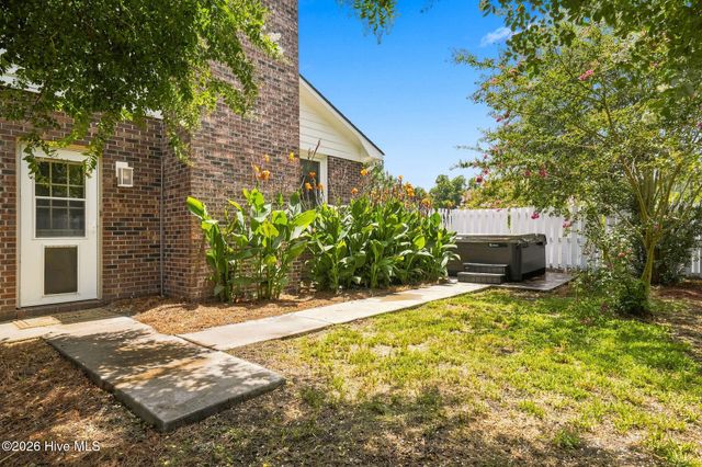 1101 Porters Lane Road, Rocky Point, NC 28457