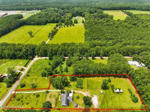 1101 Porters Lane Road, Rocky Point, NC 28457