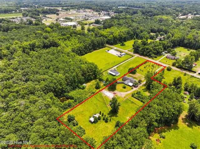 1101 Porters Lane Road, Rocky Point, NC 28457