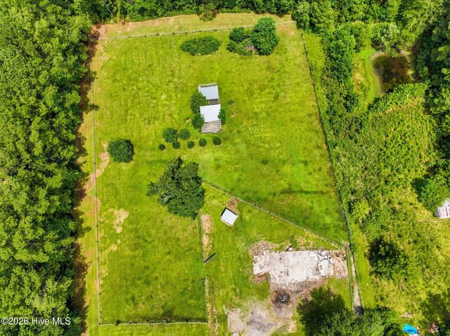 1101 Porters Lane Road, Rocky Point, NC 28457