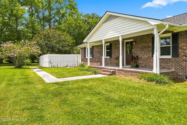 1101 Porters Lane Road, Rocky Point, NC 28457