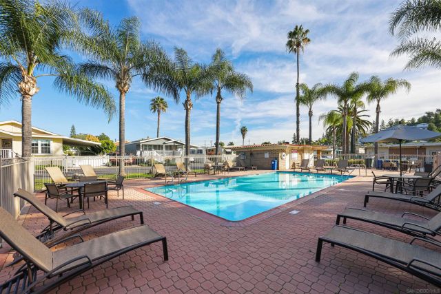 450 E Bradley Ave SPC 69, El Cajon, CA 92021