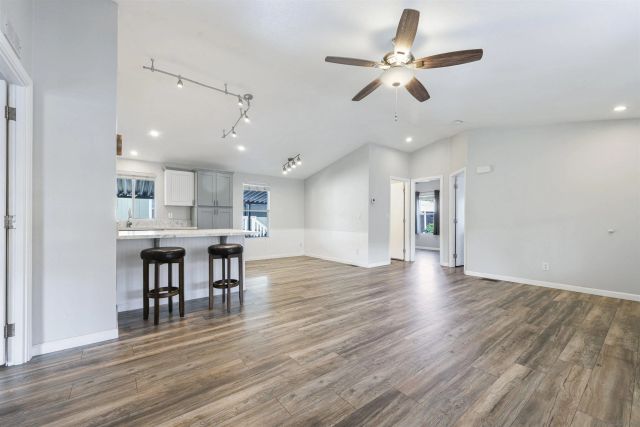 450 E Bradley Ave SPC 69, El Cajon, CA 92021