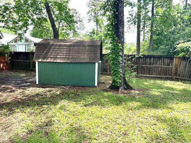 2019 Indian Shores Road, Crosby, TX 77532