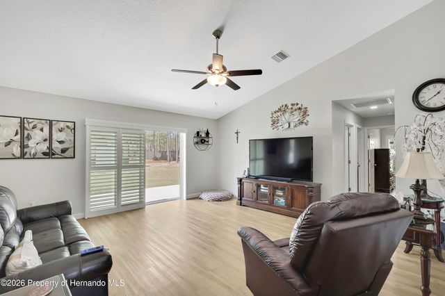 13481 Cormorant Road, Weeki Wachee, FL 34614