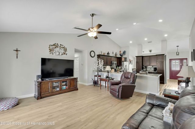 13481 Cormorant Road, Weeki Wachee, FL 34614