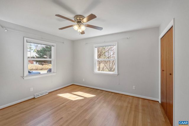 2310 WAYNE AVE, Charlottesville, VA 22901