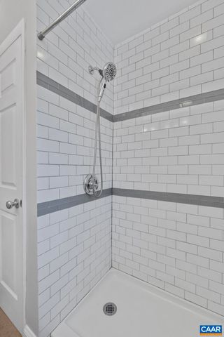 2310 WAYNE AVE, Charlottesville, VA 22901