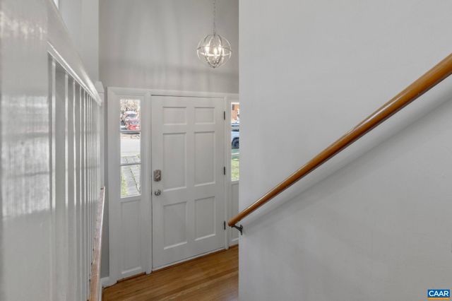 2310 WAYNE AVE, Charlottesville, VA 22901