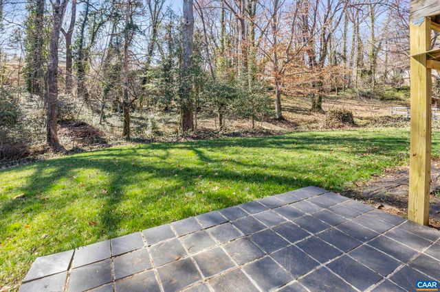 2310 WAYNE AVE, Charlottesville, VA 22901