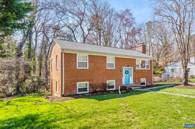 2310 WAYNE AVE, Charlottesville, VA 22901