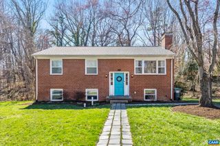 2310 WAYNE AVE, Charlottesville, VA 22901