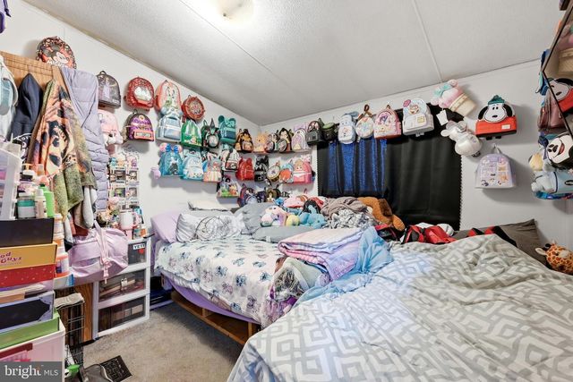 88 CHET DR, Hedgesville, WV 25427