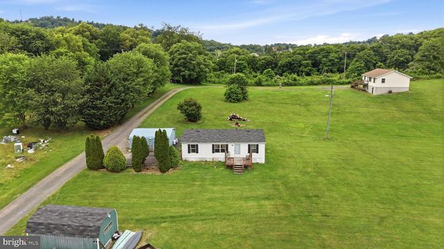 88 CHET DR, Hedgesville, WV 25427