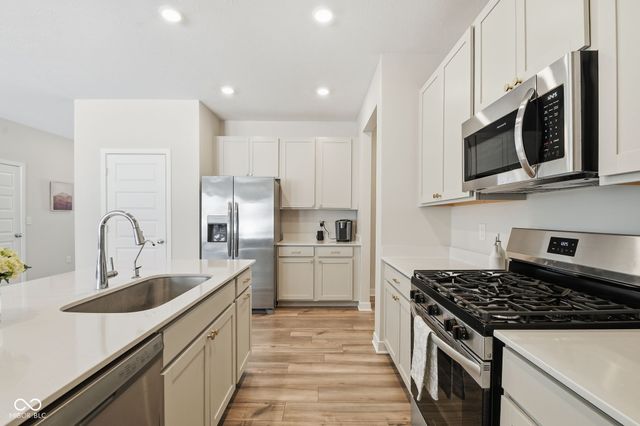 4362 Nokes Place, Indianapolis, IN 46235
