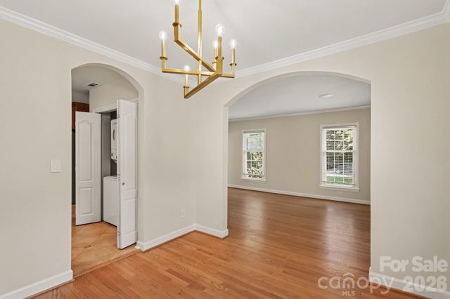 3846 Barclay Downs Drive, Charlotte, NC 28209